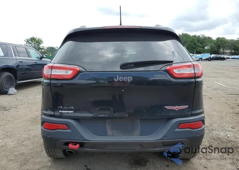 2018 Jeep Cherokee Trailhawk z USA, uszkodzony, nr VIN 1C4PJMBX3JD508941